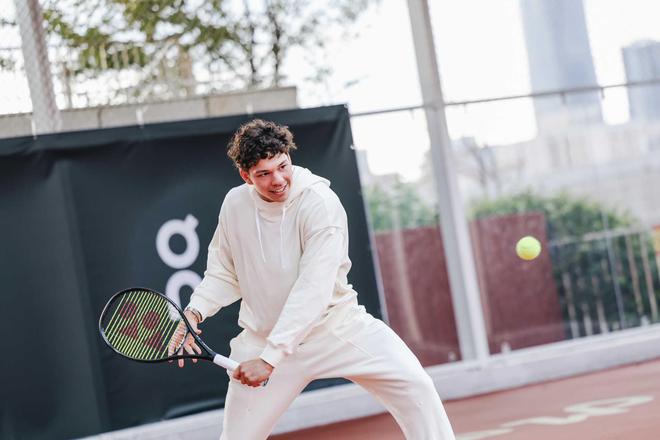 学滑冰学员 学滑冰学员