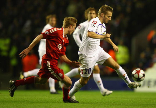 自信感随 自信感随